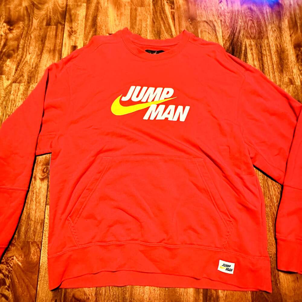 Nike Air Jordan Jumpman Sweatshirt Crewneck Red Long Sleeve Pullover Graphic